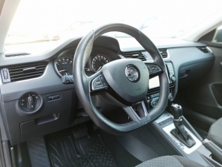 https://www.evidenceautobazaru.cz/data/2023_09_11/imgs/17313_n7ab8.jpg