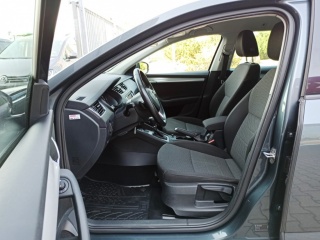 https://www.evidenceautobazaru.cz/data/2023_09_11/imgs/17313_e9o51.jpg
