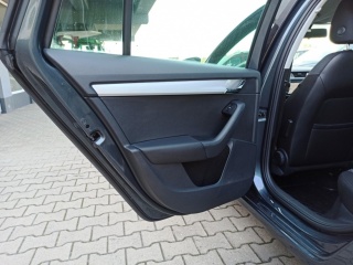 https://www.evidenceautobazaru.cz/data/2023_09_11/imgs/17313_t5squ.jpg