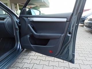 https://www.evidenceautobazaru.cz/data/2023_09_11/imgs/17313_bu0pk.jpg