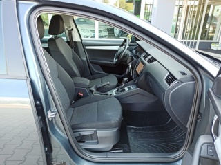 https://www.evidenceautobazaru.cz/data/2023_09_11/imgs/17313_9gcgx.jpg