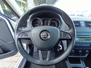 https://www.evidenceautobazaru.cz/data/2023_03_06/imgs/10223_qm5uq.jpg