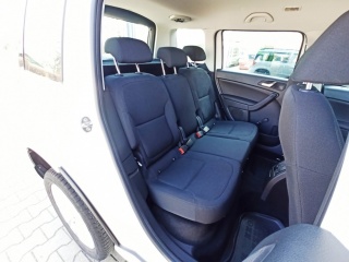 https://www.evidenceautobazaru.cz/data/2023_03_06/imgs/10223_s8y3x.jpg