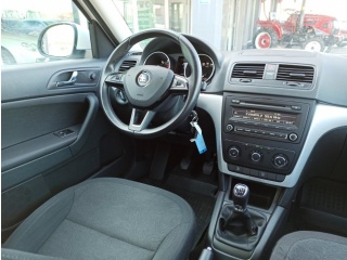 https://www.evidenceautobazaru.cz/data/2023_03_06/imgs/10223_g6kz9.jpg