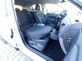 https://www.evidenceautobazaru.cz/data/2023_03_06/imgs/8960_wn563.jpg