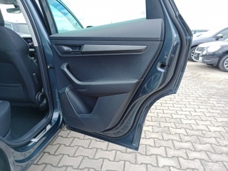 https://www.evidenceautobazaru.cz/data/2023_09_15/imgs/17498_r1dit.jpg