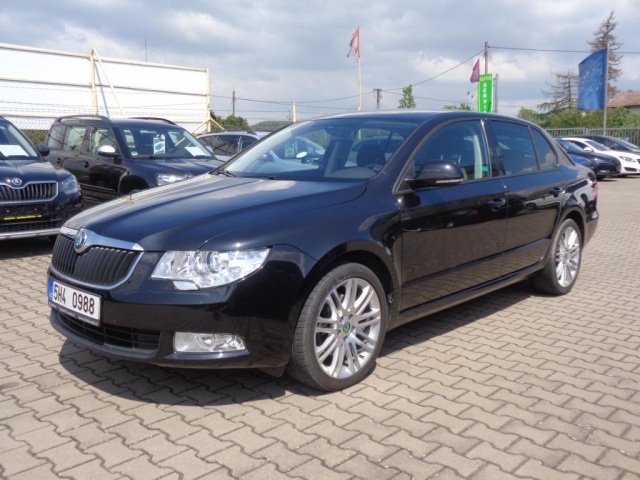 Škoda Superb 1,8TSi 118KW COMFORT XENONY