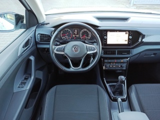 https://www.evidenceautobazaru.cz/data/2023_03_06/imgs/8960_ftjhh.jpg