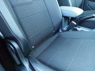 https://www.evidenceautobazaru.cz/data/2023_03_06/imgs/8960_dy692.jpg