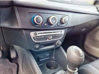 https://www.evidenceautobazaru.cz/data/2023_11_09/imgs/19520_v55wn.jpg