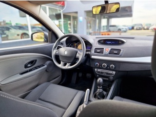 https://www.evidenceautobazaru.cz/data/2023_11_09/imgs/19520_pcy6o.jpg
