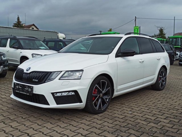 Škoda Octavia RS 2.0TSi 180KW LED CANTON DCC