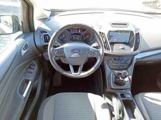 https://www.evidenceautobazaru.cz/data/2023/01/02/imgs/7397_nf95s.jpg