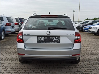 https://www.evidenceautobazaru.cz/data/2023/05/19/imgs/13409_3d0fo.jpg