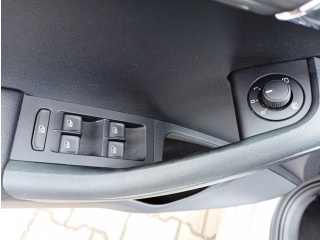 https://www.evidenceautobazaru.cz/data/2023/05/19/imgs/13409_9uaxn.jpg