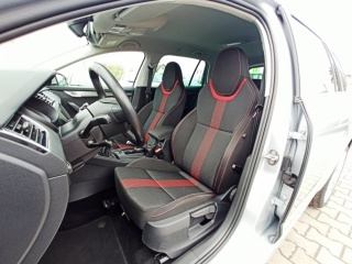 https://www.evidenceautobazaru.cz/data/2023/05/19/imgs/13409_ovt6s.jpg