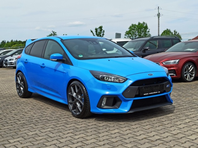 Ford Focus RS 2.3iT 349PS MT 4x4 SONY NAV