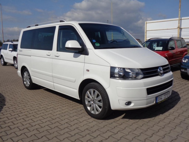 Volkswagen Multivan 2.0TDi 103kW TEAM SERVISKA