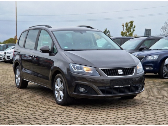 Seat Alhambra 2.0TDi 103KW DSG 7.MÍST XENONY