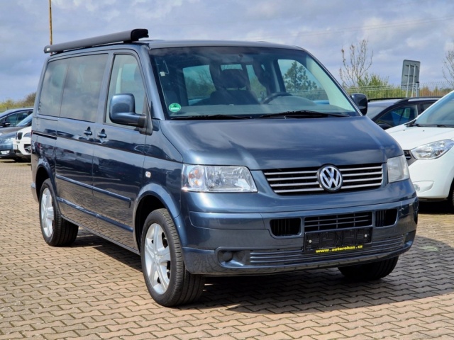 Volkswagen Multivan 2.5TDi 130PS BEACH MULTIFLEX 