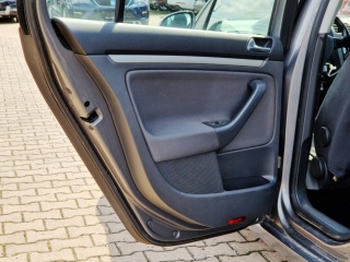 https://www.evidenceautobazaru.cz/data/2024/07/23/imgs/28509_0edzd.jpg