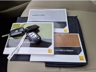 https://www.evidenceautobazaru.cz/data/2024/09/26/imgs/30729_716ad.jpg