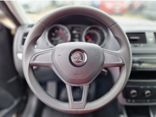 https://www.evidenceautobazaru.cz/data/2024/10/04/imgs/31029_q8vv3.jpg