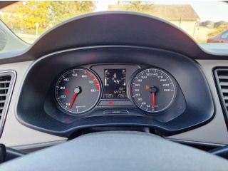 https://www.evidenceautobazaru.cz/data/2024/10/22/imgs/31668_w21ho.jpg