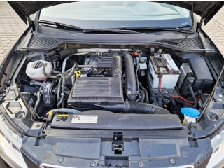 https://www.evidenceautobazaru.cz/data/2024/10/22/imgs/31668_0ku4g.jpg