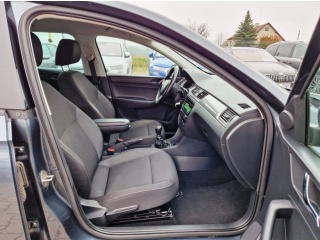 https://www.evidenceautobazaru.cz/data/2024/11/01/imgs/31906_i44pv.jpg