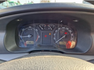 https://www.evidenceautobazaru.cz/data/2024/11/05/imgs/31953_qnekf.jpg