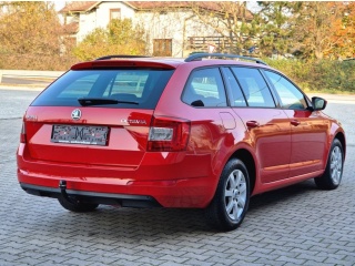 https://www.evidenceautobazaru.cz/data/2024/11/14/imgs/32486_qpvhq.jpg