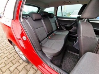 https://www.evidenceautobazaru.cz/data/2024/11/15/imgs/32486_xu4bg.jpg