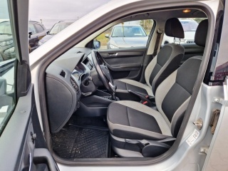 https://www.evidenceautobazaru.cz/data/2024/11/27/imgs/32899_2s1xf.jpg