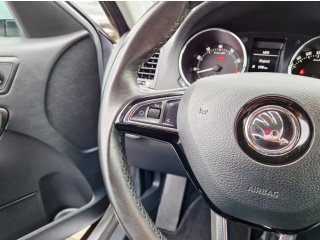 https://www.evidenceautobazaru.cz/data/2024/11/28/imgs/32933_jd6js.jpg