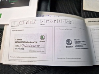 https://www.evidenceautobazaru.cz/data/2024/11/28/imgs/32933_y70nr.jpg