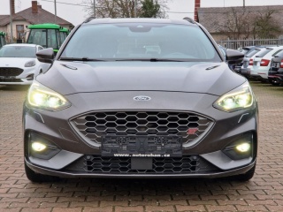 https://www.evidenceautobazaru.cz/data/2024/12/03/imgs/33046_uk7bn.jpg