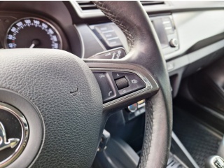 https://www.evidenceautobazaru.cz/data/2025/02/07/imgs/35014_104j1.jpg