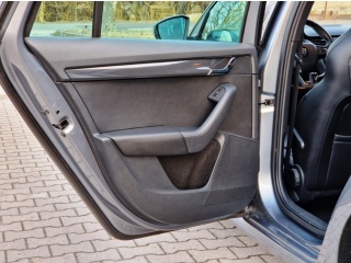 https://www.evidenceautobazaru.cz/data/2025/02/12/imgs/35127_6p78n.jpg