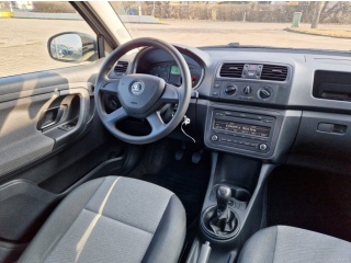https://www.evidenceautobazaru.cz/data/2025/02/24/imgs/35007_3j4zv.jpg
