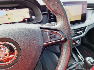 https://www.evidenceautobazaru.cz/data/2025/02/25/imgs/35394_4t8pb.jpg