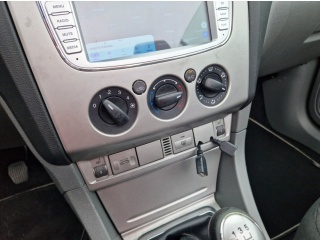 https://www.evidenceautobazaru.cz/data/2025/02/26/imgs/35332_vyf6n.jpg