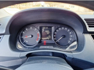 https://www.evidenceautobazaru.cz/data/2025/03/04/imgs/35849_d1y5u.jpg
