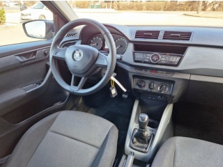https://www.evidenceautobazaru.cz/data/2025/03/04/imgs/35849_75p5i.jpg
