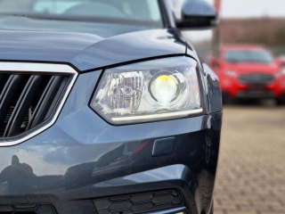 https://www.evidenceautobazaru.cz/data/2025/03/27/imgs/36678_stj07.jpg