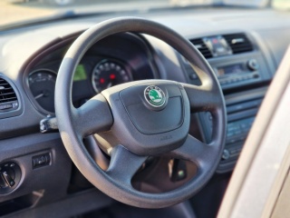 https://www.evidenceautobazaru.cz/data/2025/03/28/imgs/36781_qs5qh.jpg