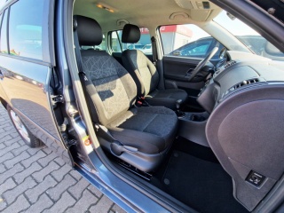 https://www.evidenceautobazaru.cz/data/2025/03/28/imgs/36781_kh0q3.jpg