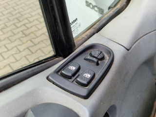 https://www.evidenceautobazaru.cz/data/2025/04/02/imgs/37052_soehk.jpg