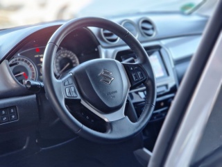 https://www.evidenceautobazaru.cz/data/2025/04/04/imgs/37140_db61v.jpg