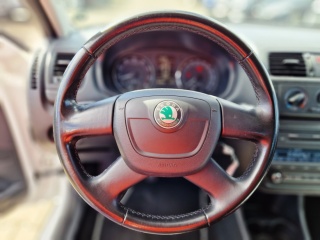 https://www.evidenceautobazaru.cz/data/2025/04/09/imgs/37302_9r325.jpg